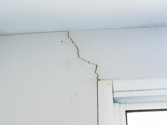 Fissure
